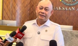 Kepala Badan Gizi Nasional (BGN) Dadan Hindayana di Gedung Kejagung, Jakarta, Selasa (17/3/2026)